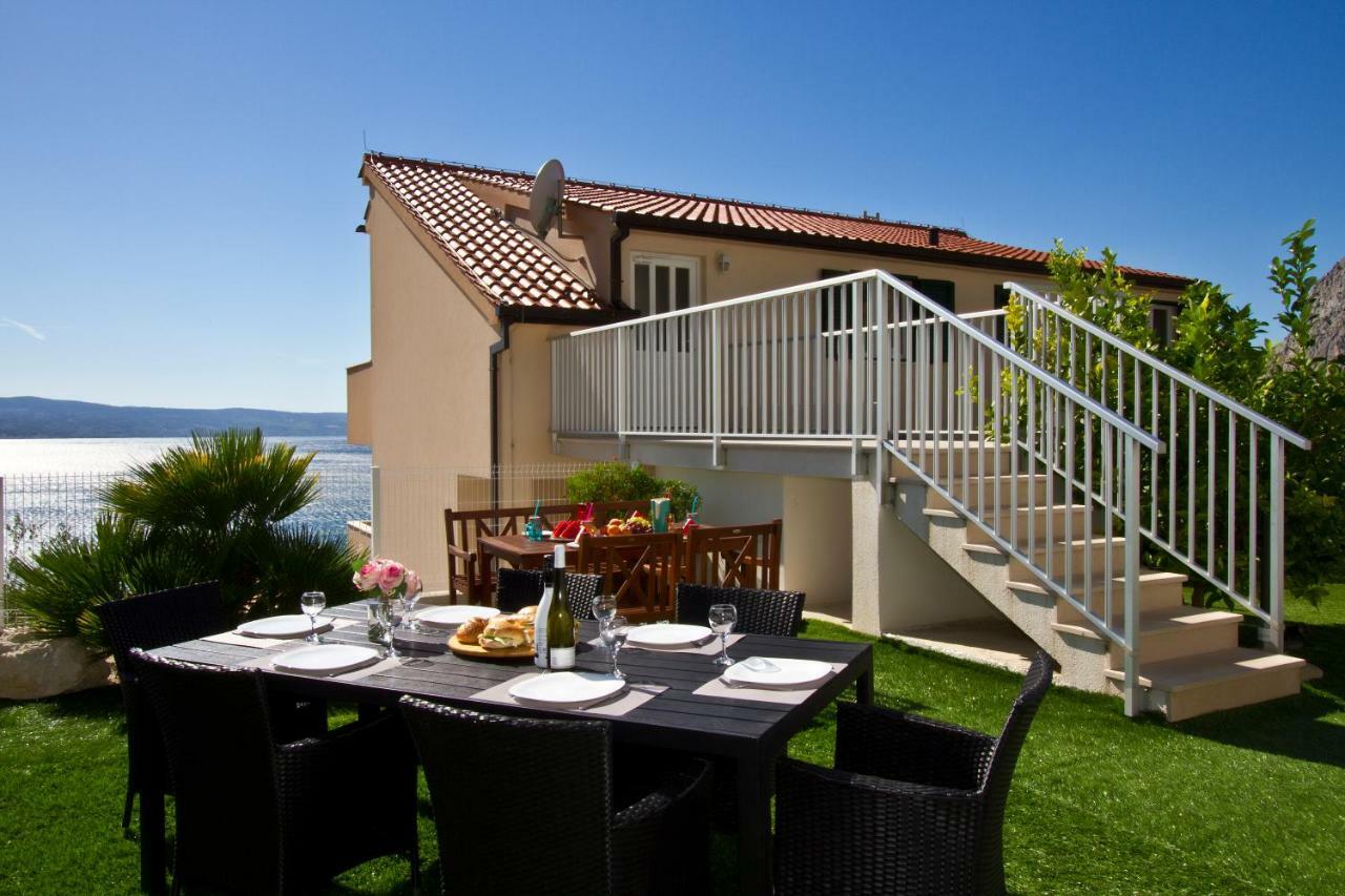 Villa Omis Michy - Family House For Big And Small Groups Eksteriør billede